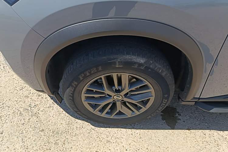 Used Nissan X-Trail 2021 VC-Turbo 300 CVT 2WD Luxury Edition Left Front Wheel Hub