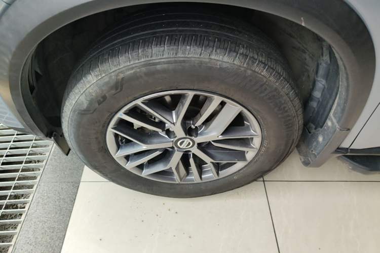 Used Nissan X-Trail 2021 VC-Turbo 300 CVT 2WD Luxury Edition Left Front Wheel Hub