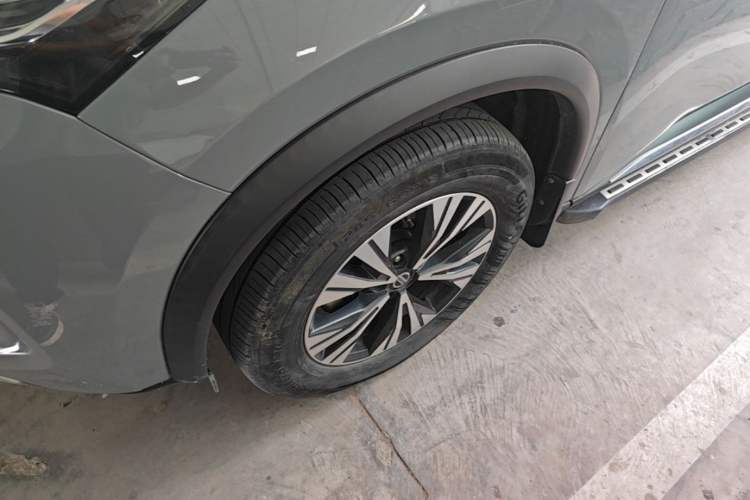 Used Nissan X-Trail 2021 VC-Turbo 300 CVT 4WD Luxury Edition Left Front Wheel Hub