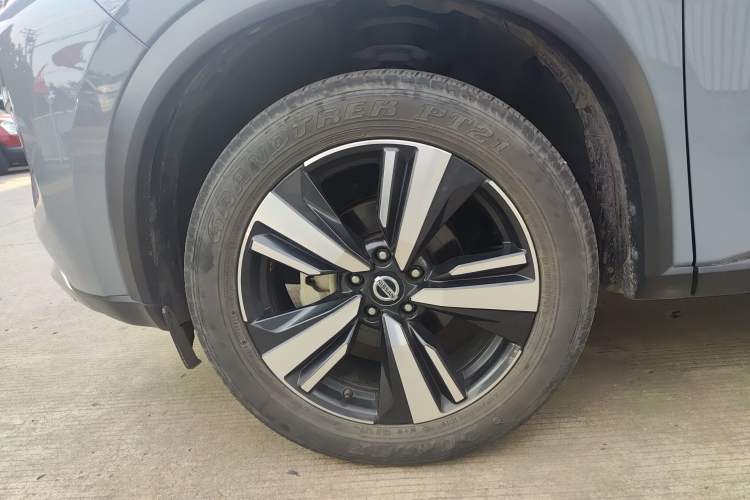 Used Nissan X-Trail 2021 VC-Turbo 300 CVT 4WD Ultimate Edition Left Front Wheel Hub
