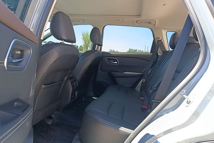 Used Nissan X-Trail 2021 VC-Turbo 300 CVT 2WD Luxury Edition Left Rear Seat