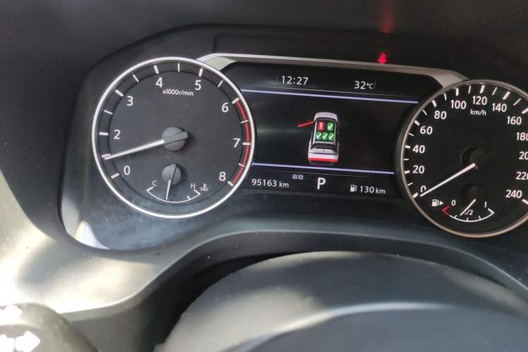 Used Nissan X-Trail 2021 VC-Turbo 300 CVT 4WD Luxury Edition Odometer Close Up