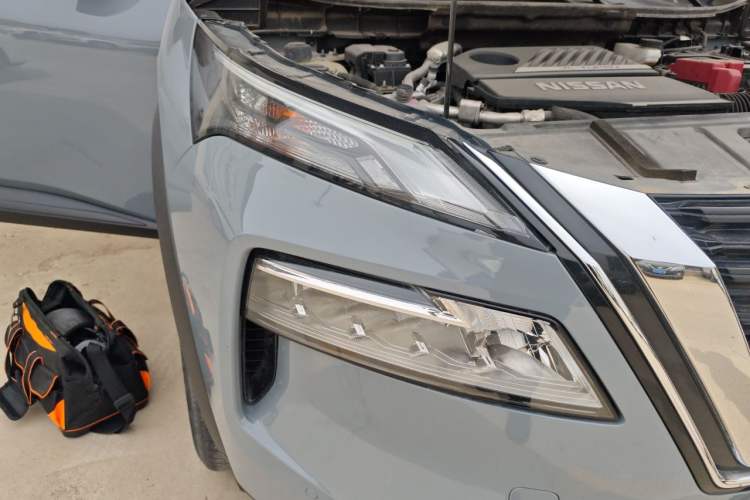 Used Nissan X-Trail 2021 VC-Turbo 300 CVT 2WD Luxury Edition Right Front Headlight