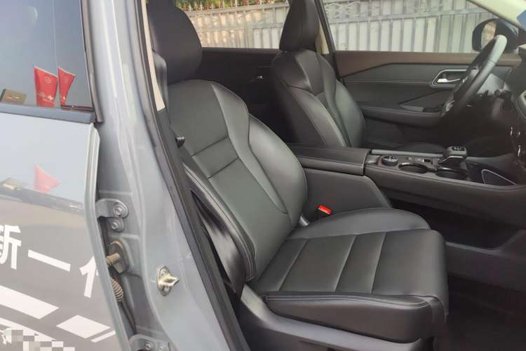Used Nissan X-Trail 2021 VC-Turbo 300 CVT 4WD Ultimate Edition Right Front Seat