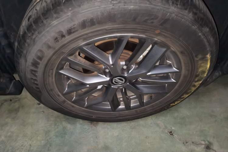 Used Nissan X-Trail 2021 VC-Turbo 300 CVT 2WD Luxury Edition Right Front Wheel Hub