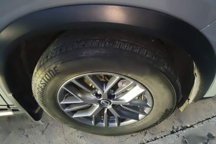 Used Nissan X-Trail 2021 VC-Turbo 300 CVT 2WD Luxury Edition Right Front Wheel Hub