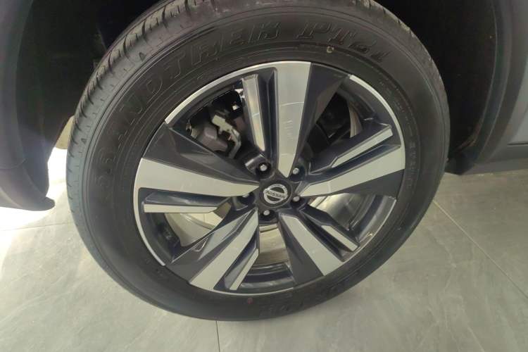 Used Nissan X-Trail 2021 VC-Turbo 300 CVT 4WD Ultimate Edition Right Rear Wheel Hub