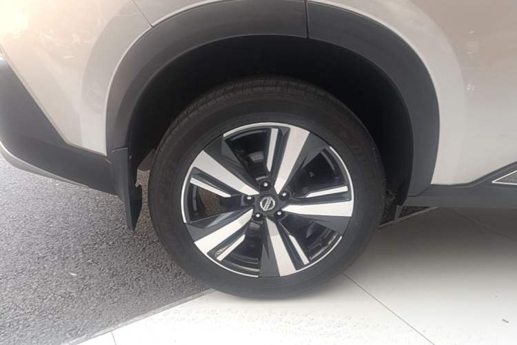 Used Nissan X-Trail 2021 VC-Turbo 300 CVT 4WD Ultimate Edition Right Rear Wheel Hub
