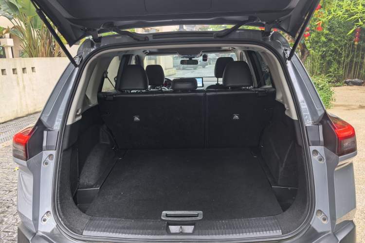 Used Nissan X-Trail 2021 VC-Turbo 300 CVT 2WD Luxury Edition Trunk
