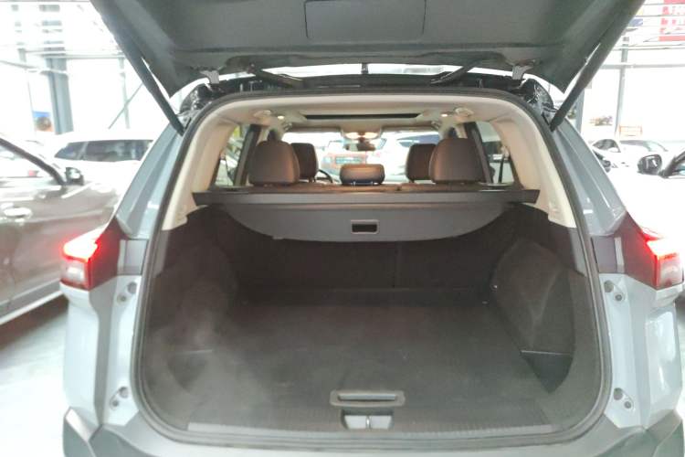 Used Nissan X-Trail 2021 VC-Turbo 300 CVT 4WD Luxury Edition Trunk
