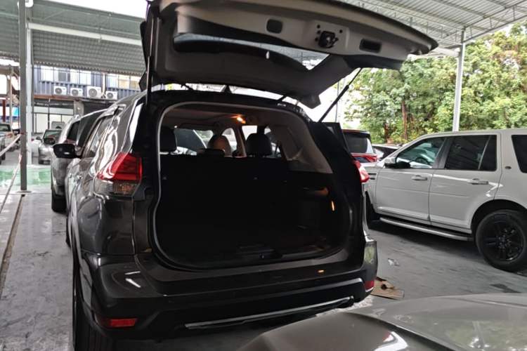 Used Nissan X-Trail 2021 2.0L CVT 2WD XL ITS Comfort Commemorative Edition Trunk