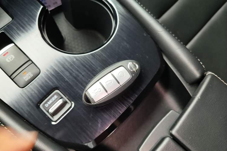 Used Nissan X-Trail 2021 VC-Turbo 300 CVT 2WD Luxury Edition Vehicle Key