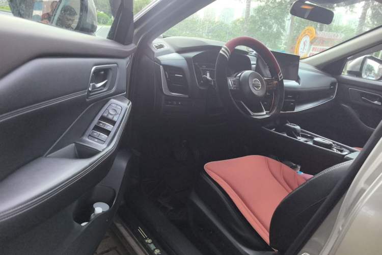 Used Nissan X-Trail 2021 VC-Turbo 300 CVT 4WD Luxury Edition Driver Seat