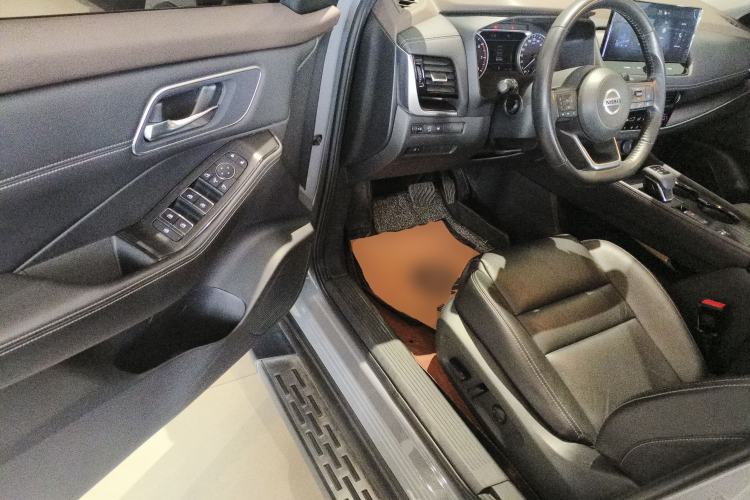 Used Nissan X-Trail 2021 VC-Turbo 300 CVT 2WD Luxury Edition Driver Seat