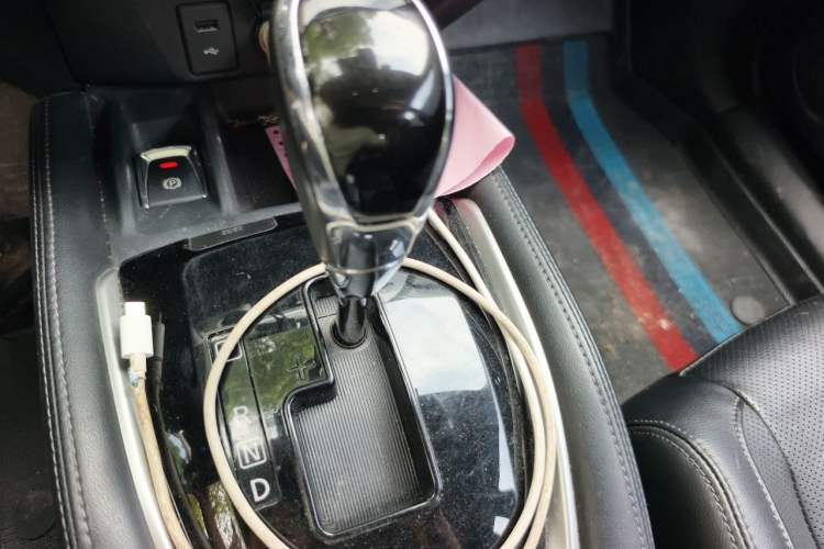 Used Nissan X-Trail 2021 2.0L CVT 2WD XL ITS SmartConnect Comfort Edition Gear Lever