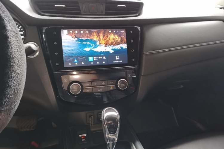 Used Nissan X-Trail 2021 2.0L CVT 2WD XL Premium Commemorative Edition Audio And AC Panel