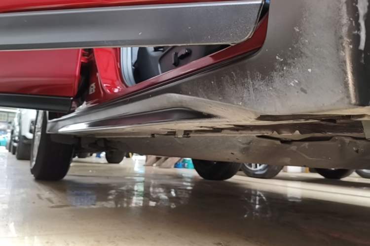 Used Nissan X-Trail 2021 2.0L CVT 2WD XL Premium Commemorative Edition Right Side Sill