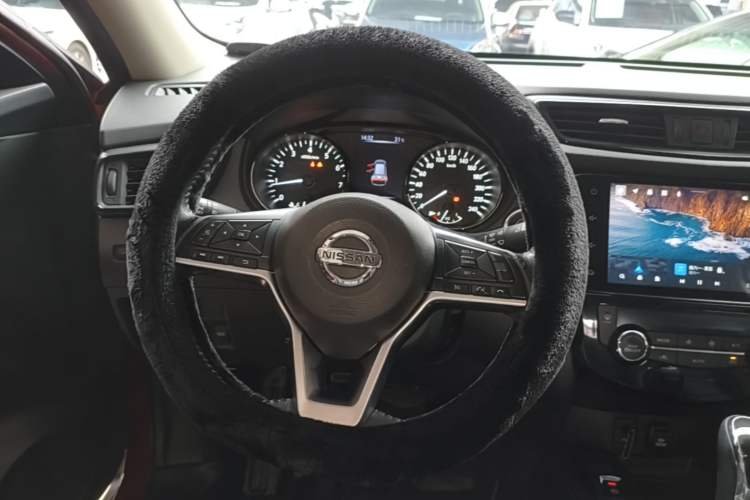 Used Nissan X-Trail 2021 2.0L CVT 2WD XL Premium Commemorative Edition Steering Wheel