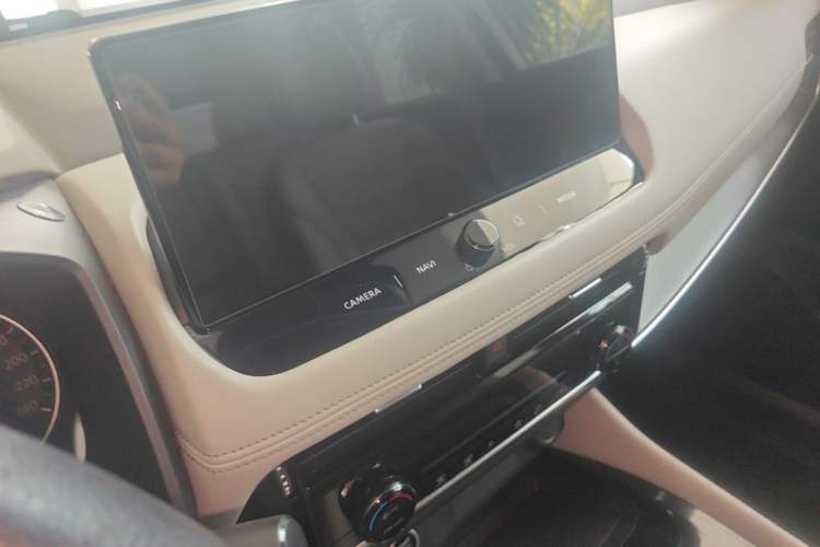 Used Nissan X-Trail 2021 VC-Turbo 300 CVT 2WD Luxury Edition Audio And AC Panel