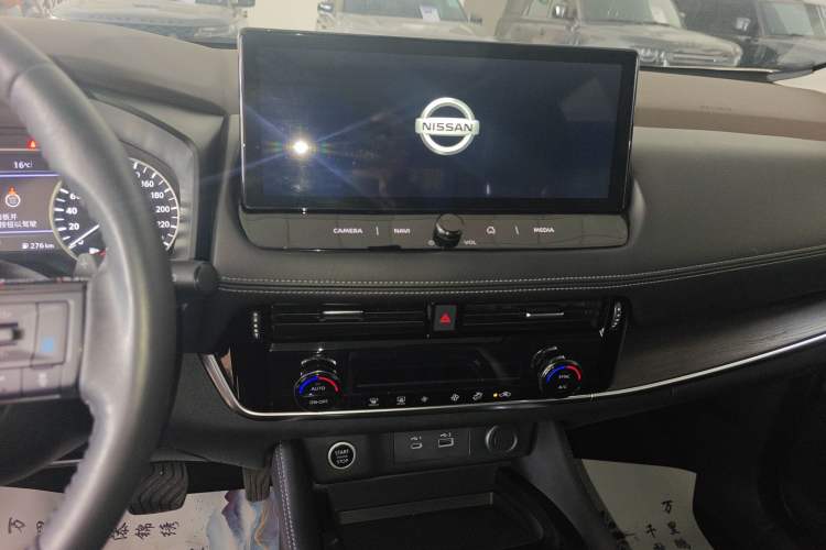 Used Nissan X-Trail 2021 VC-Turbo 300 CVT 4WD Luxury Edition Audio And AC Panel