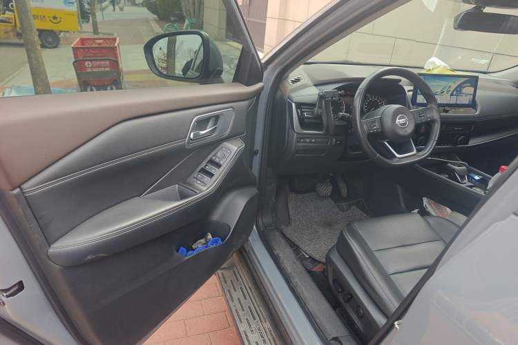 Used Nissan X-Trail 2021 VC-Turbo 300 CVT 2WD Luxury Edition Driver Seat