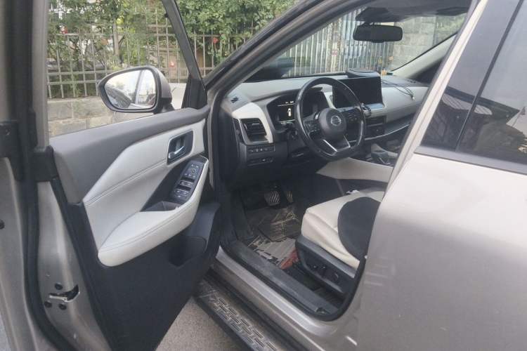 Used Nissan X-Trail 2021 VC-Turbo 300 CVT 4WD Ultimate Edition Driver Seat