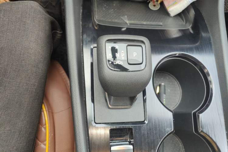 Used Nissan X-Trail 2021 VC-Turbo 300 CVT 2WD Comfort Edition Gear Lever