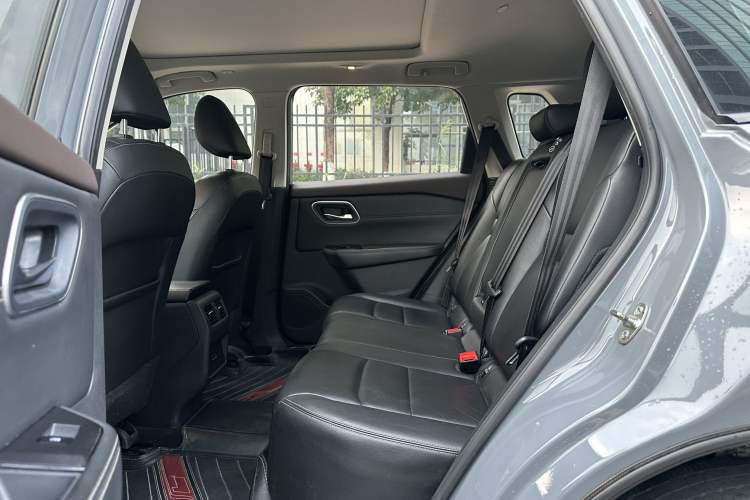 Used Nissan X-Trail 2021 VC-Turbo 300 CVT 2WD Luxury Edition Interior 4