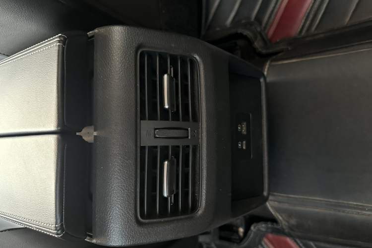 Used Nissan X-Trail 2021 VC-Turbo 300 CVT 2WD Luxury Edition Interior 6