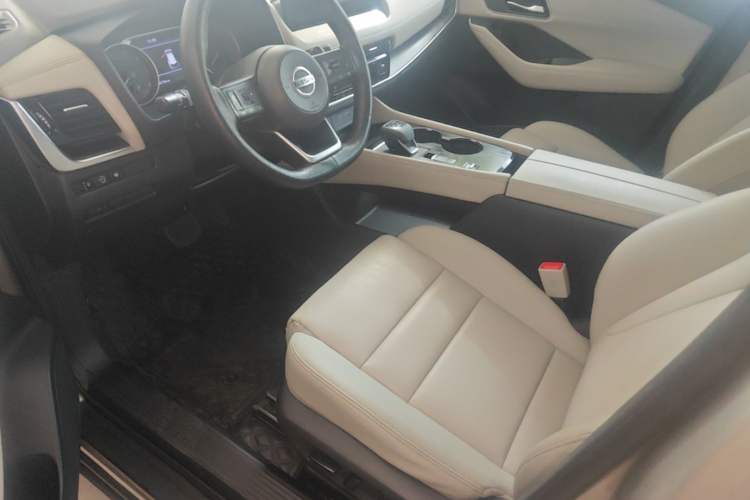 Used Nissan X-Trail 2021 VC-Turbo 300 CVT 2WD Luxury Edition Left Front Seat