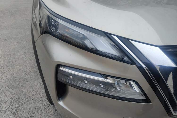 Used Nissan X-Trail 2021 VC-Turbo 300 CVT 2WD Comfort Edition Right Front Headlight