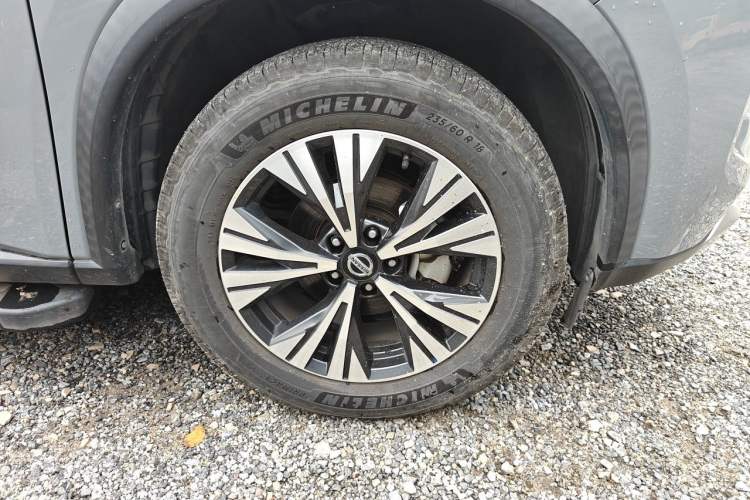 Used Nissan X-Trail 2021 VC-Turbo 300 CVT 4WD Luxury Edition Right Front Wheel Hub