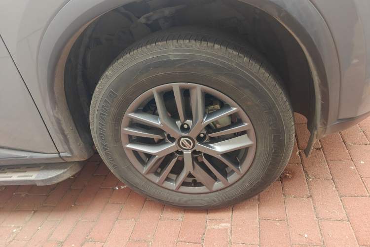 Used Nissan X-Trail 2021 VC-Turbo 300 CVT 2WD Luxury Edition Right Front Wheel Hub