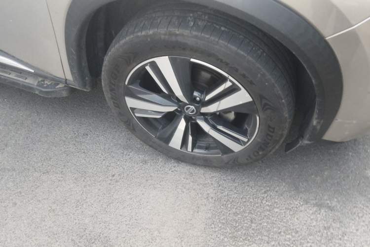 Used Nissan X-Trail 2021 VC-Turbo 300 CVT 4WD Ultimate Edition Right Front Wheel Hub