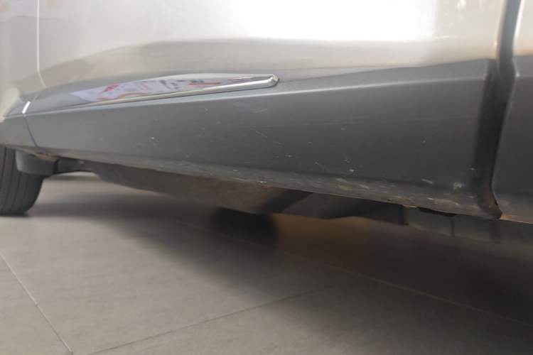 Used Nissan X-Trail 2021 VC-Turbo 300 CVT 2WD Luxury Edition Right Side Sill