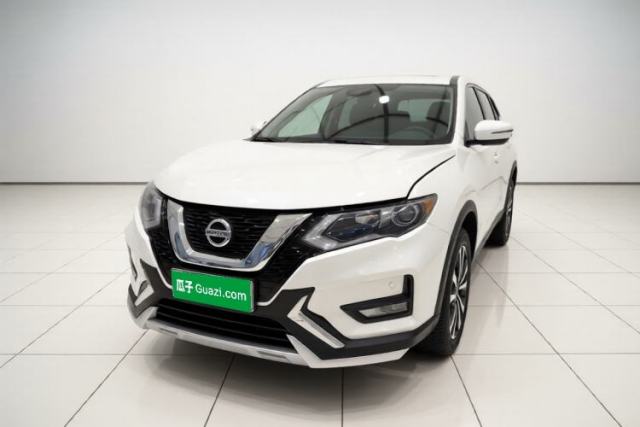 Ojetý Nissan X-Trail 2021 2.0L CVT 2WD XL ITS SmartConnect Comfort Edition