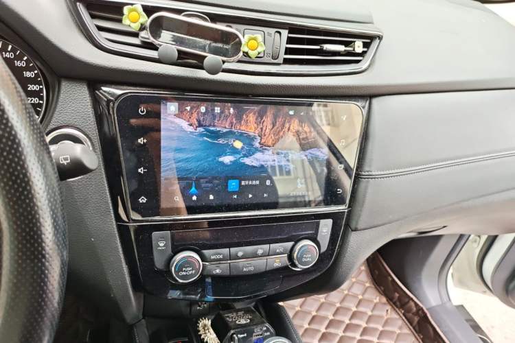 Used Nissan X-Trail 2021 2.5L CVT 4WD XL ITS Luxury Commemorative Edition Audio And AC Panel