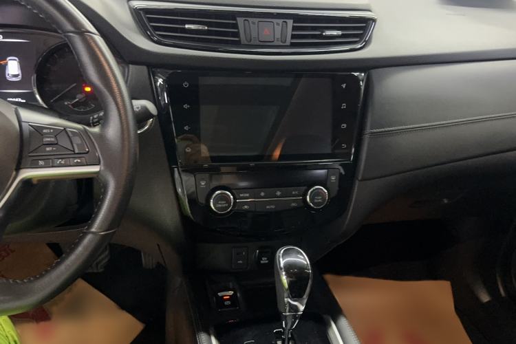 Used Nissan X-Trail 2021 2.0L CVT 2WD XL ITS Comfort Commemorative Edition Audio And AC Panel