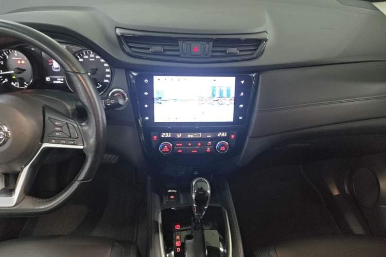 Used Nissan X-Trail 2021 2.0L CVT 2WD XL ITS Comfort Commemorative Edition Audio And AC Panel