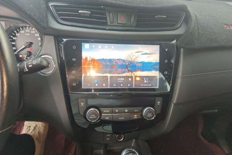 Used Nissan X-Trail 2021 2.0L CVT 2WD XL ITS Comfort Commemorative Edition Audio And AC Panel