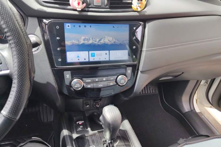 Used Nissan X-Trail 2021 2.0L CVT 2WD XL ITS Comfort Commemorative Edition Audio And AC Panel