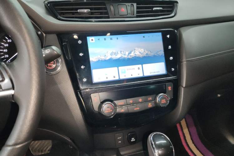 Used Nissan X-Trail 2021 2.0L CVT 2WD XL Premium Commemorative Edition Audio And AC Panel