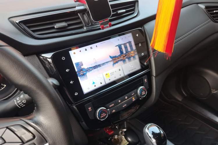 Used Nissan X-Trail 2021 2.0L CVT 2WD XL Premium SmartConnect Deluxe Edition Audio And AC Panel