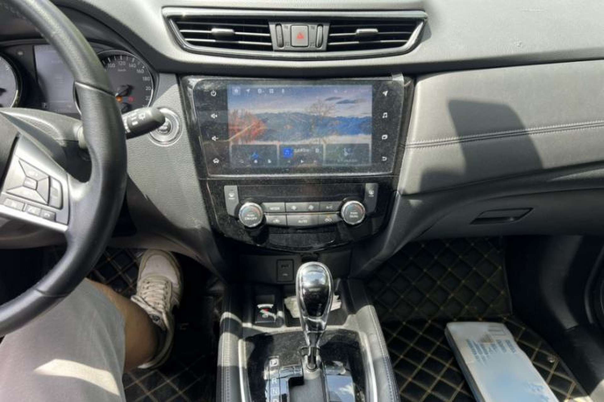Used Nissan X-Trail 2021 2.0L CVT 2WD XL Premium Commemorative Edition Audio And AC Panel