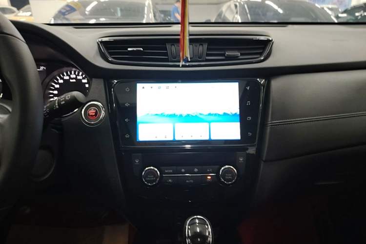Used Nissan X-Trail 2021 2.0L CVT 2WD XL Premium Commemorative Edition Audio And AC Panel