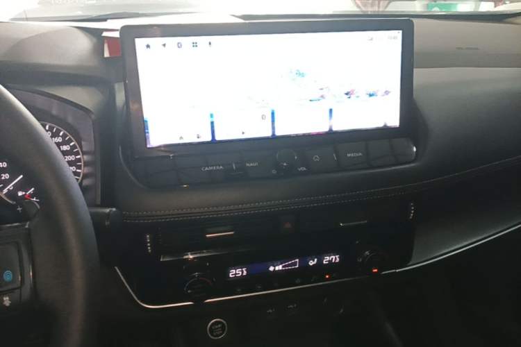 Used Nissan X-Trail 2021 VC-Turbo 300 CVT 2WD Luxury Edition Audio And AC Panel