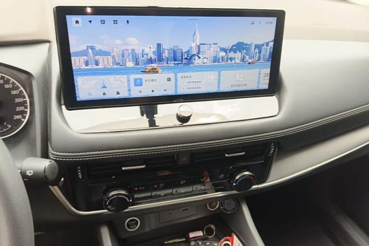 Used Nissan X-Trail 2021 VC-Turbo 300 CVT 2WD Comfort Edition Audio And AC Panel