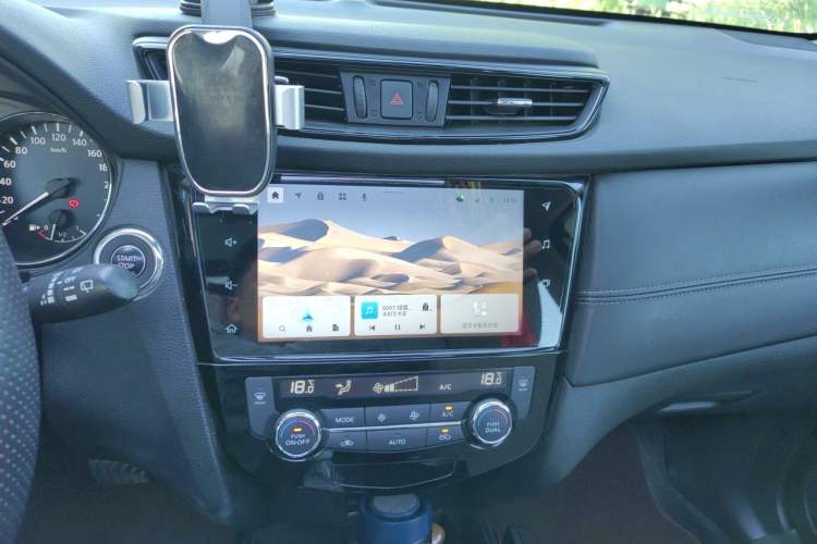 Used Nissan X-Trail 2021 2.5L CVT 4WD XL ITS Luxury Commemorative Edition Audio And AC Panel