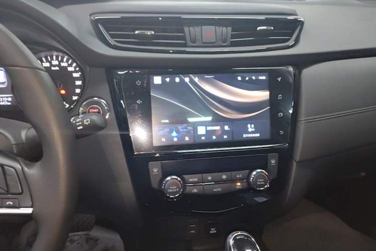 Used Nissan X-Trail 2021 2.0L CVT 2WD XL ITS Comfort Commemorative Edition Audio And AC Panel