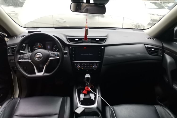 Used Nissan X-Trail 2021 2.5L CVT 4WD XL ITS Luxury Commemorative Edition Center Console